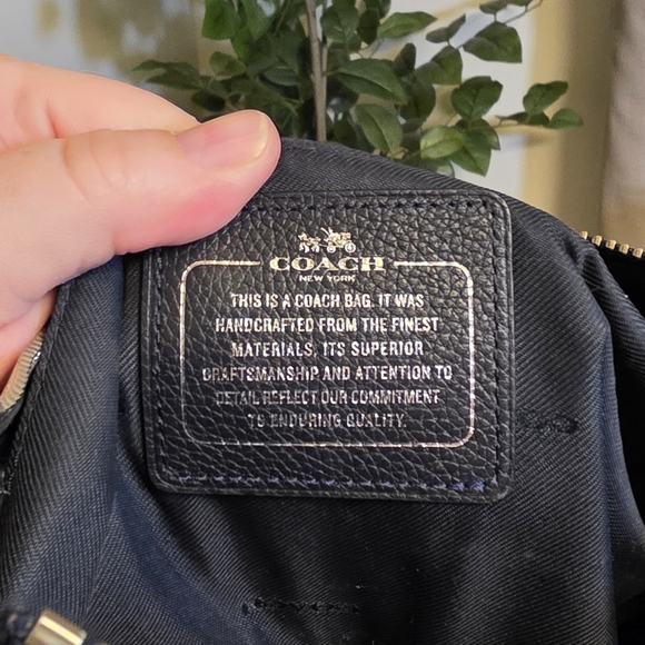 Coach Chelsea Crossbody in Floral Studded Rivets Navy - Picture 4 of 9